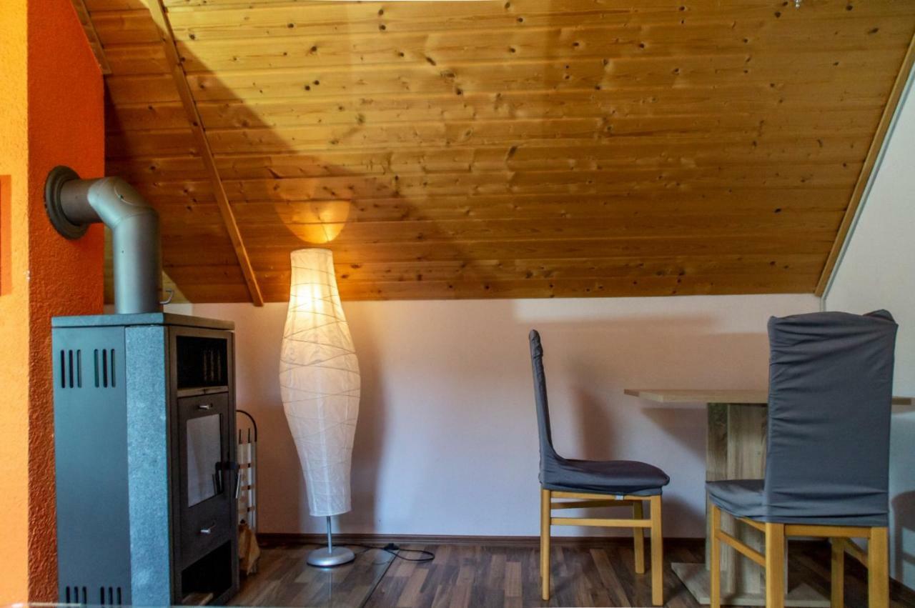 Moselglueck Lägenhet Sankt Aldegund Exteriör bild